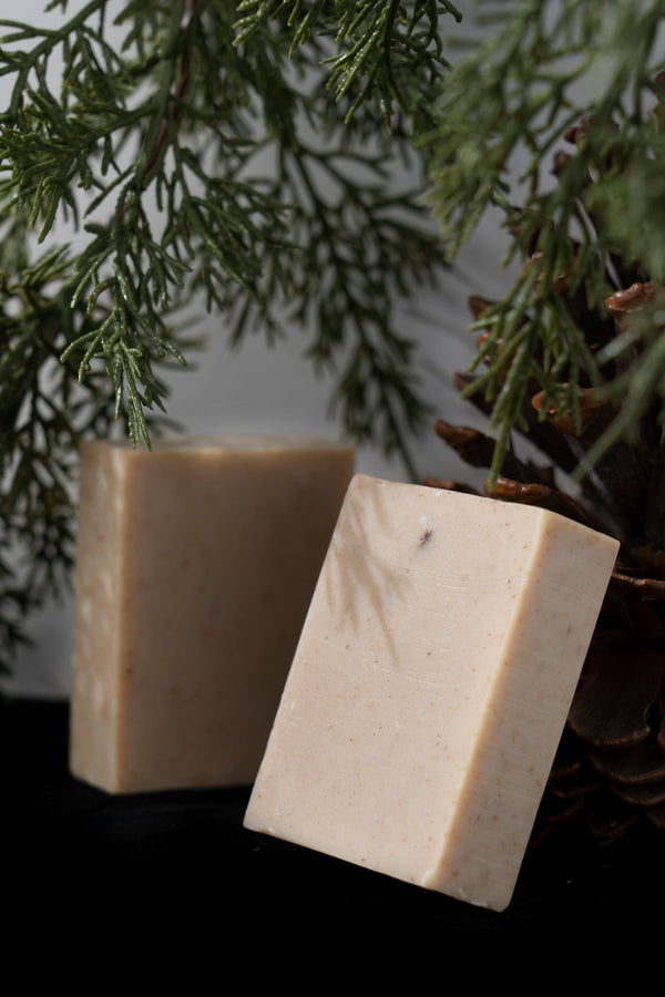 Natural Soap: Pine Needle & Honeysuckle