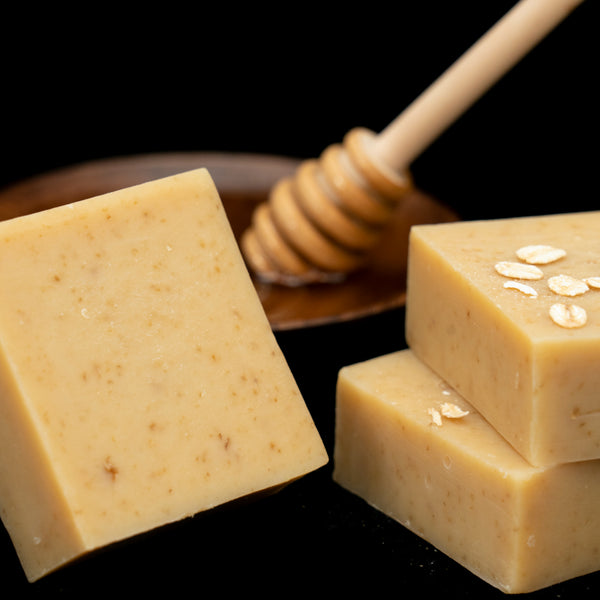 Natural Soap: Honey & Oatmeal